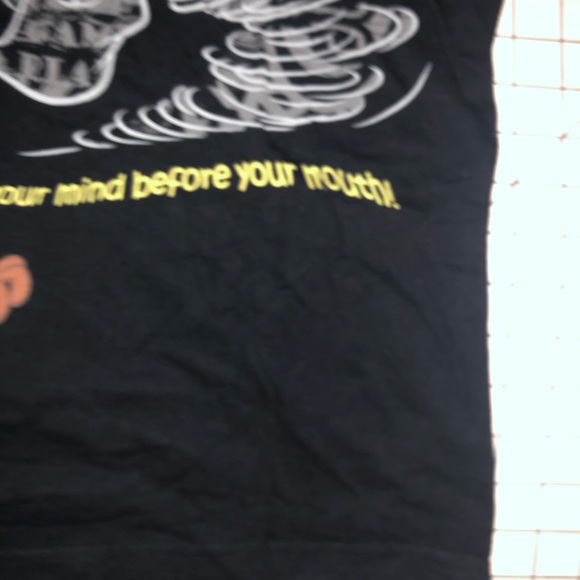 LooneyTunes Tasmania t shirt - Picture 7 of 7